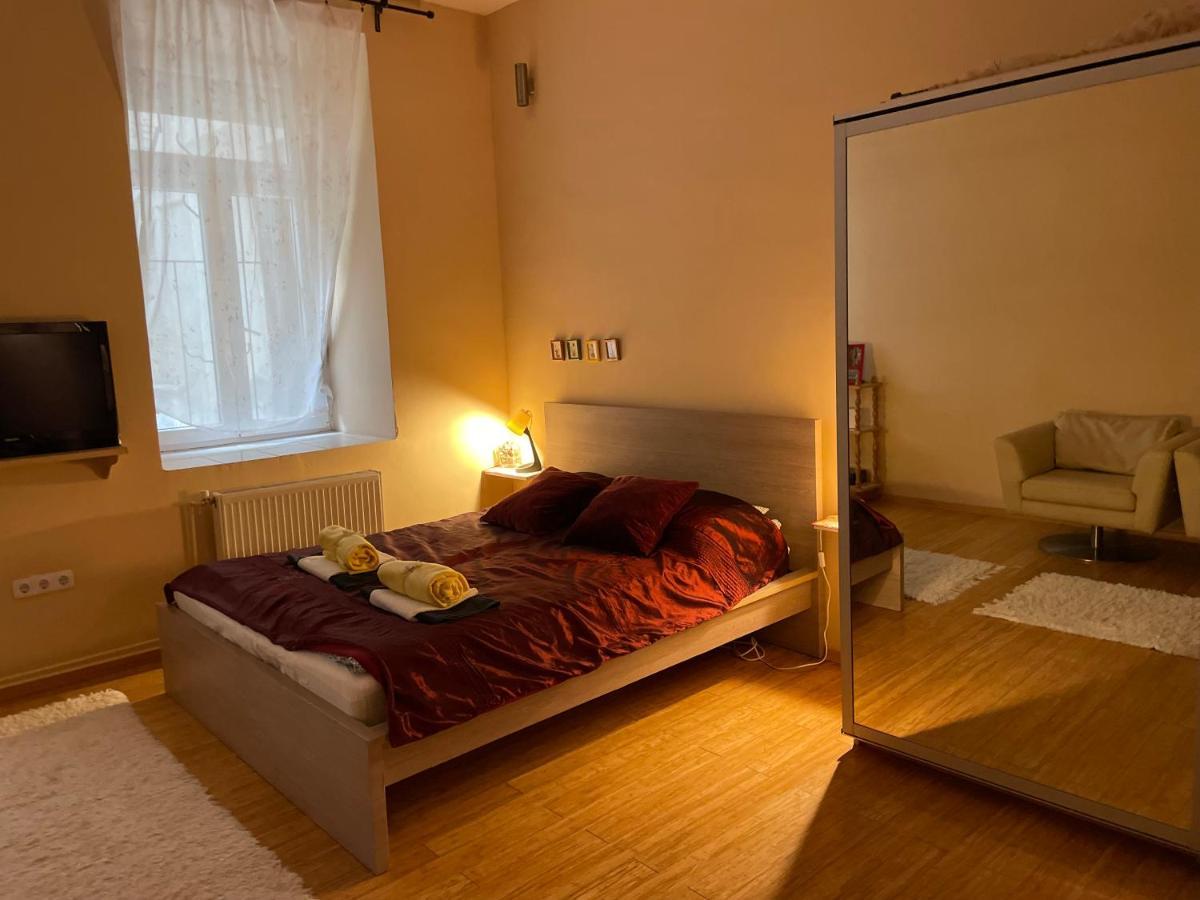 Budapest Clark Apartman ** Apartment ภายนอก รูปภาพ
