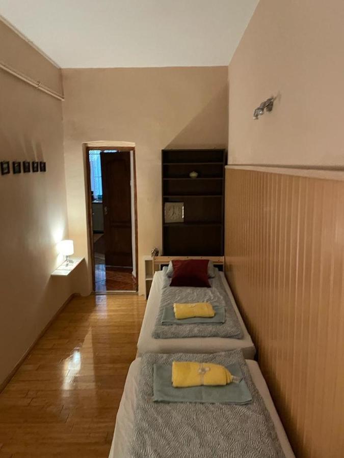Budapest Clark Apartman ** Apartment ภายนอก รูปภาพ